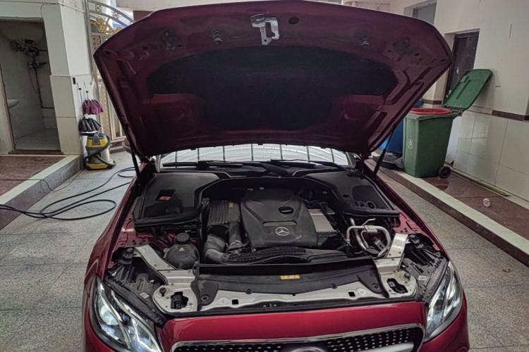 Used Mercedes-Benz E-Class 2017 E 200 Coupe Engine Bay