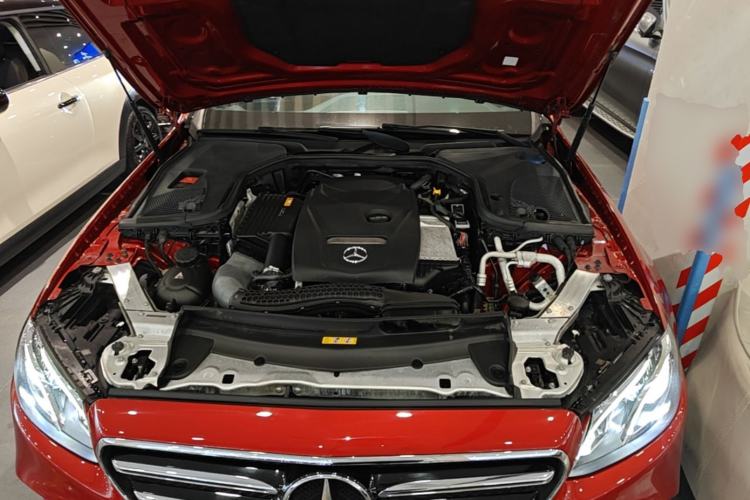 Used Mercedes-Benz E-Class 2017 E 200 Sport Engine Bay