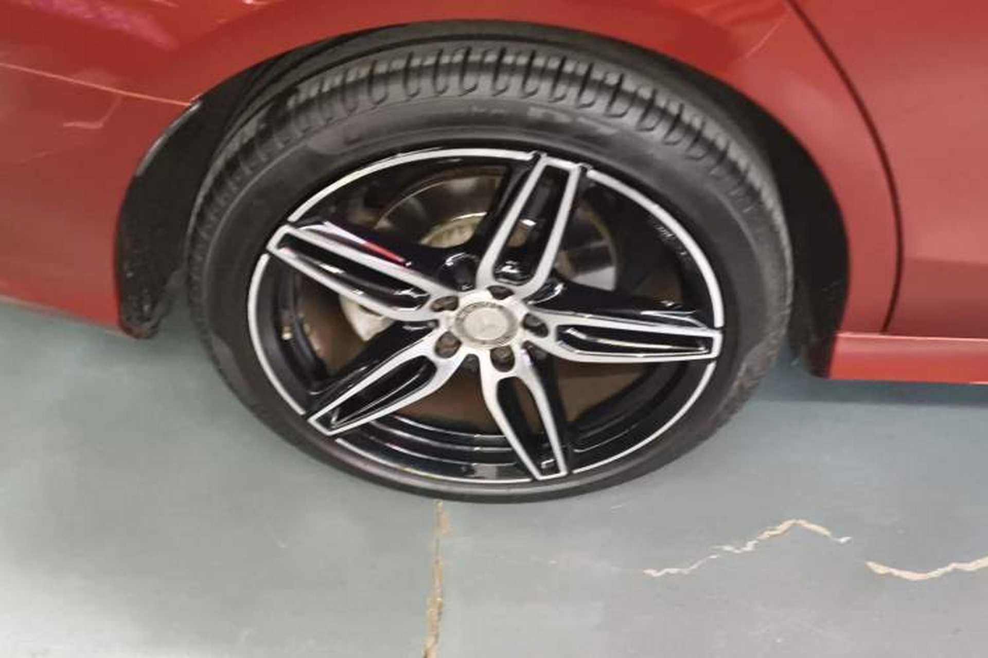 Used Mercedes-Benz E-Class 2017 E 200 Sport 4MATIC Exterior 3