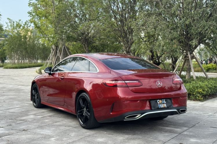 Used Mercedes-Benz E-Class 2017 E 200 Coupe Exterior 4