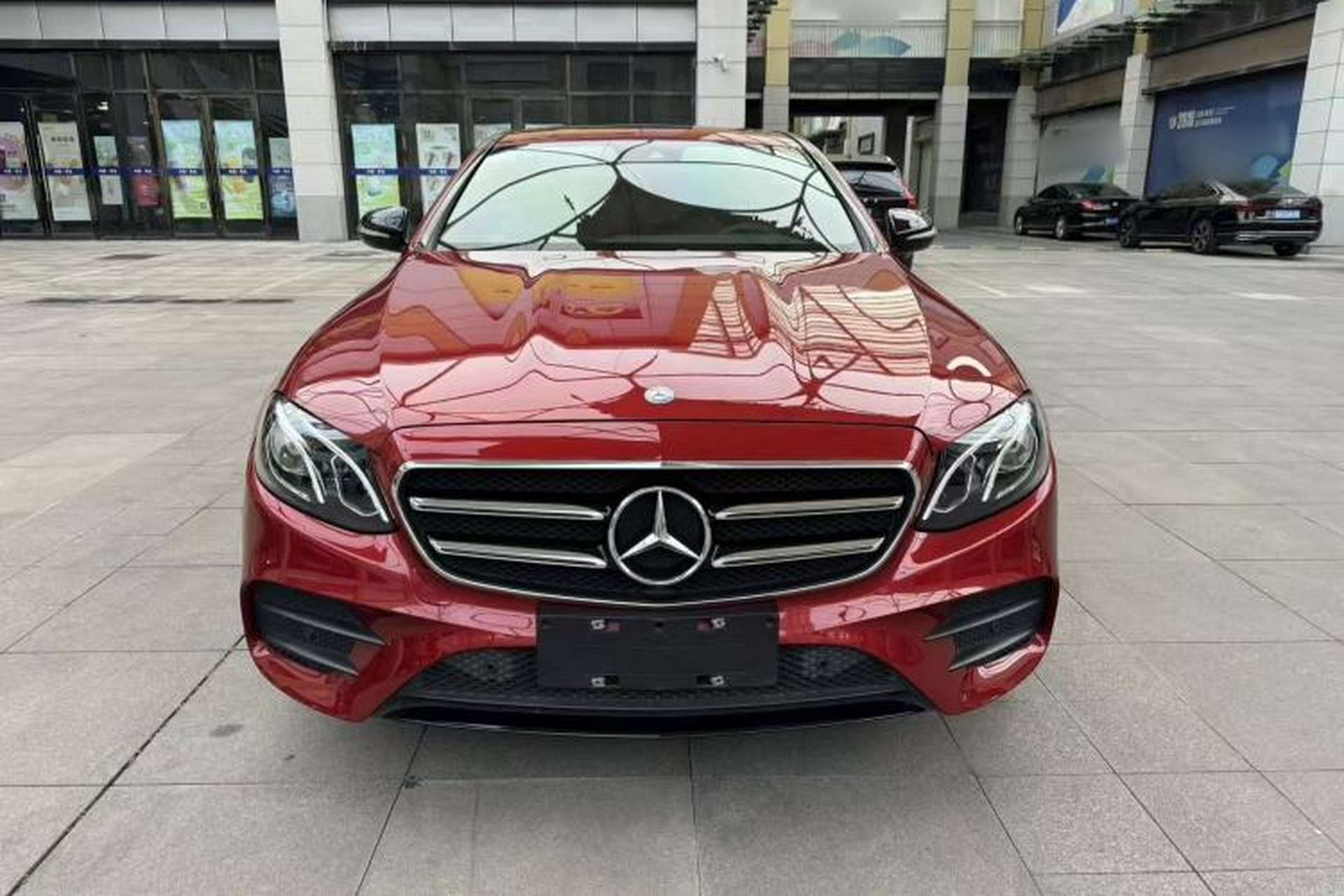 Used Mercedes-Benz E-Class 2017 E 200 Sport 4MATIC Exterior 4