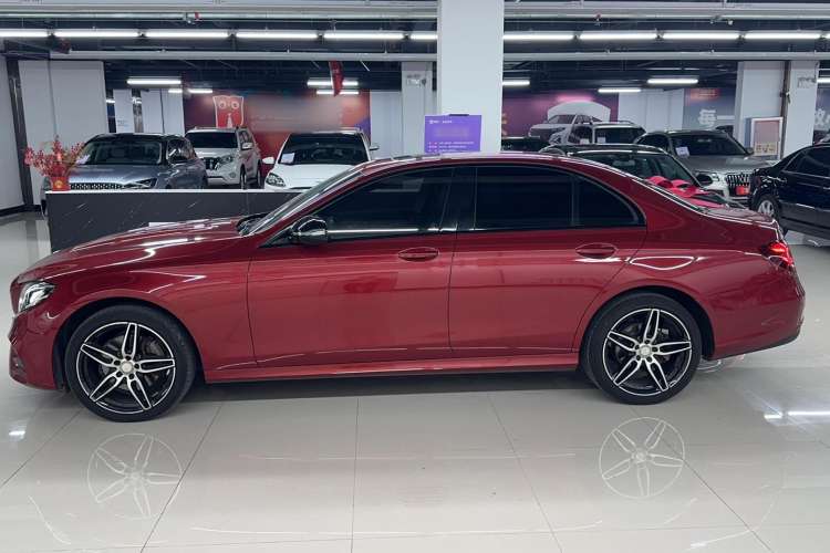 Used Mercedes-Benz E-Class 2017 E 200 Sport 4MATIC Exterior 5