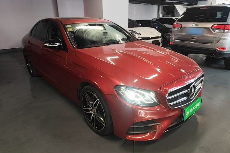 Used Mercedes-Benz E-Class 2017 E 200 Sport 4MATIC Front Right 45 Deg