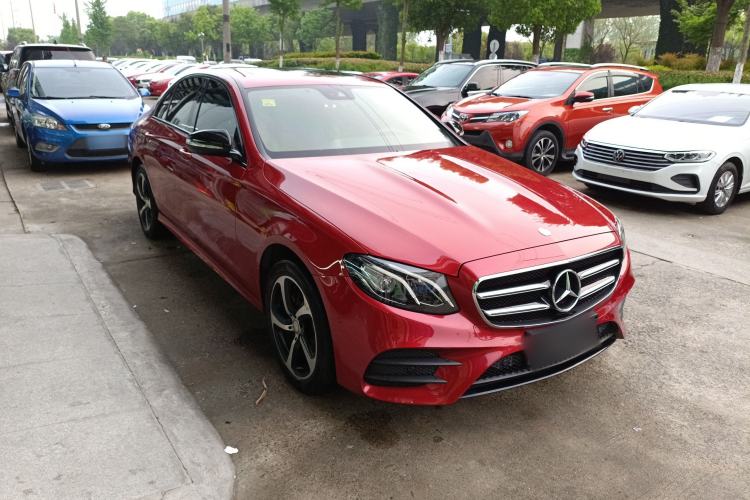 Used Mercedes-Benz E-Class 2017 E 200 Sport Front Right 45 Deg