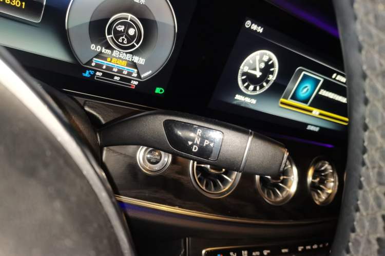 Used Mercedes-Benz E-Class 2017 E 200 Coupe Gear Lever