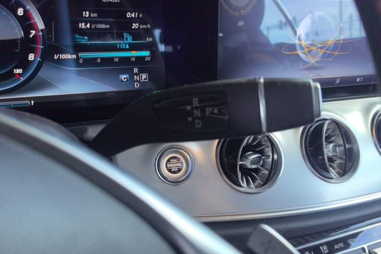 Used Mercedes-Benz E-Class 2017 E 200 4MATIC Coupe Gear Lever
