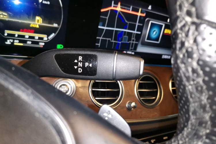 Used Mercedes-Benz E-Class 2017 E 300 L Luxury Model Gear Lever