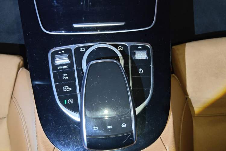 Used Mercedes-Benz E-Class 2017 E 200 Sport 4MATIC Gear Lever