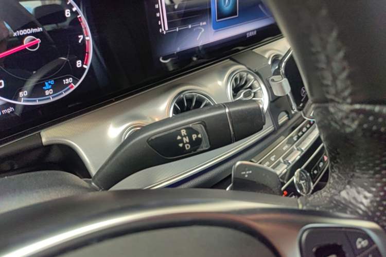 Used Mercedes-Benz E-Class 2017 E 200 Coupe Gear Lever