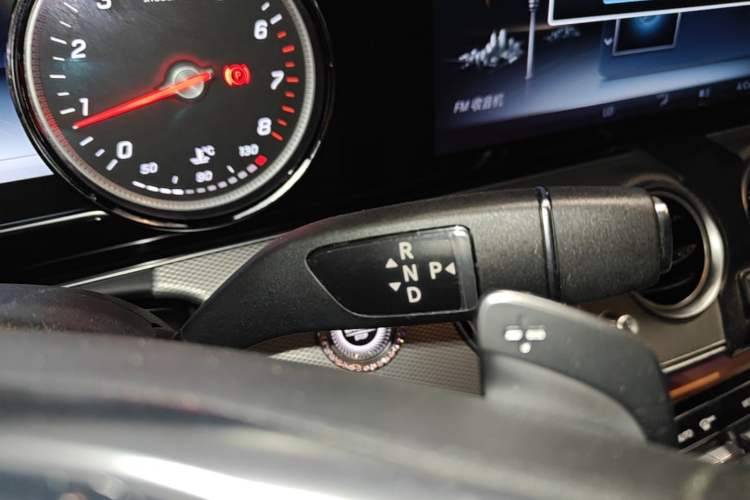 Used Mercedes-Benz E-Class 2017 E 200 Sport Gear Lever
