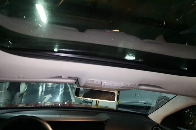 Used Mercedes-Benz E-Class 2017 E 300 L Luxury Model Headliner
