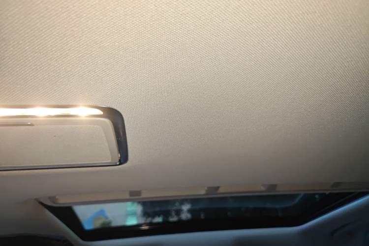 Used Mercedes-Benz E-Class 2017 E 200 L Sport 4MATIC Headliner