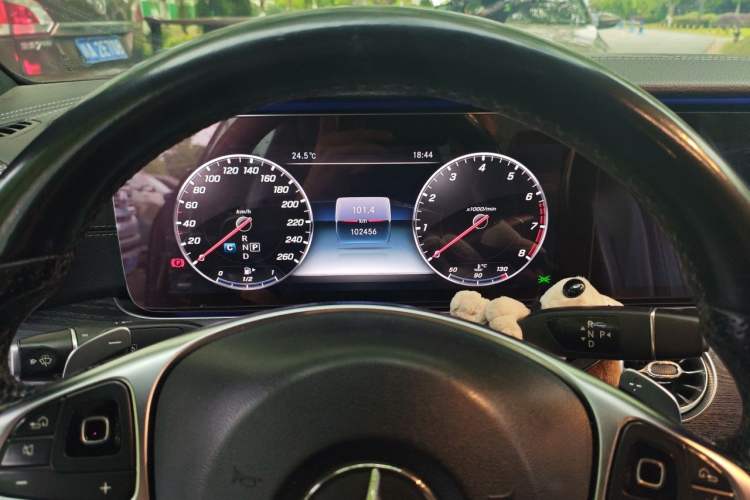 Used Mercedes-Benz E-Class 2017 E 200 Coupe Instrument Cluster