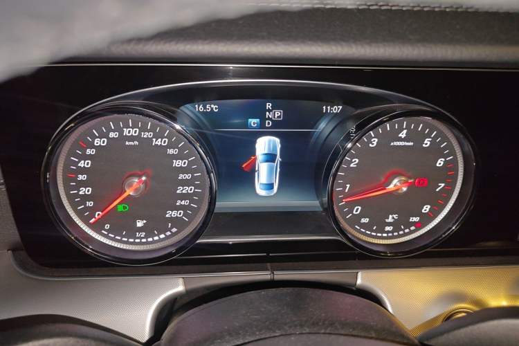 Used Mercedes-Benz E-Class 2017 E 200 Coupe Instrument Cluster
