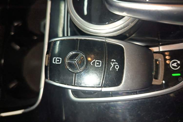 Used Mercedes-Benz E-Class 2017 E 300 Sport Edition Interior 1