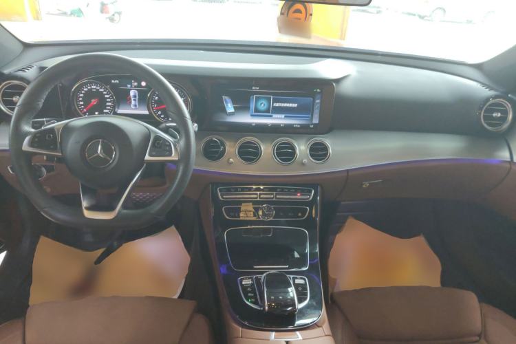 Used Mercedes-Benz E-Class 2017 E 200 Sport 4MATIC Interior 2