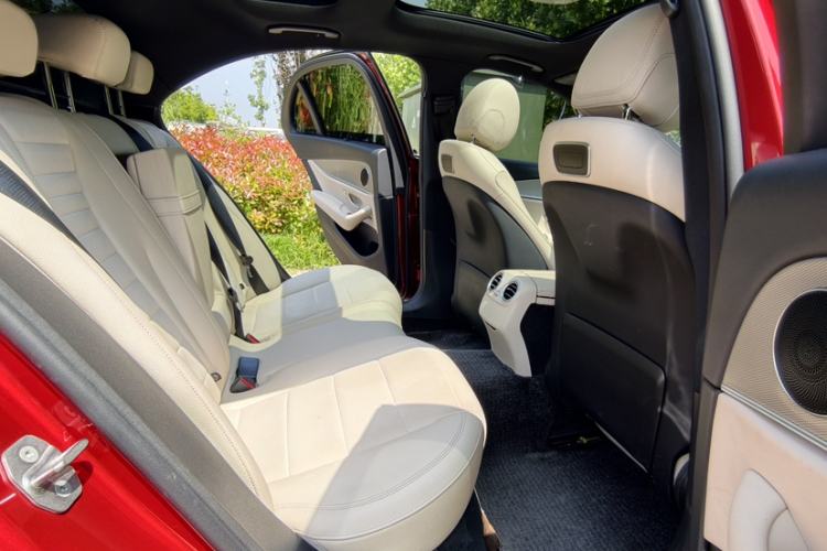 Used Mercedes-Benz E-Class 2017 E 300 Sport Edition Interior 3