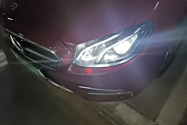 Used Mercedes-Benz E-Class 2017 E 300 L Sport Luxury Edition Left Front Headlight