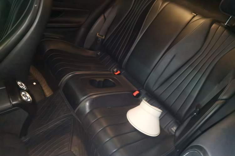 Used Mercedes-Benz E-Class 2017 E 200 Coupe Left Rear Seat