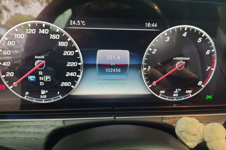 Used Mercedes-Benz E-Class 2017 E 200 Coupe Odometer Close Up
