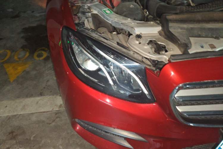 Used Mercedes-Benz E-Class 2017 E 300 L Sporty and Stylish Model Right Front Headlight