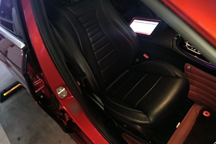 Used Mercedes-Benz E-Class 2017 E 300 L Sport Luxury Edition Right Front Seat