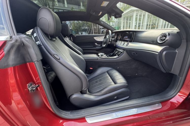 Used Mercedes-Benz E-Class 2017 E 200 Coupe Right Front Seat