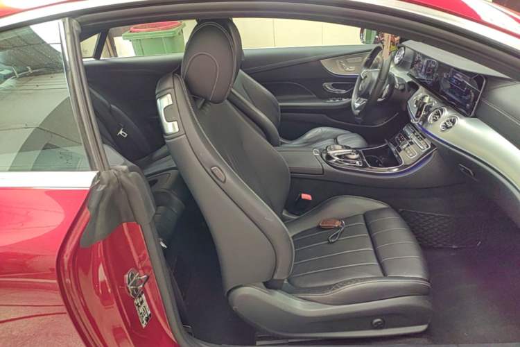 Used Mercedes-Benz E-Class 2017 E 200 Coupe Right Front Seat
