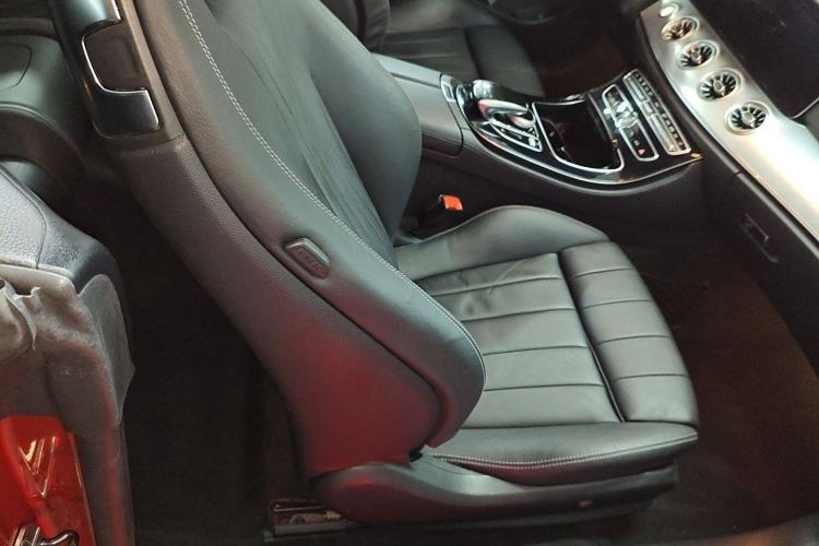 Used Mercedes-Benz E-Class 2017 E 200 Coupe Right Front Seat