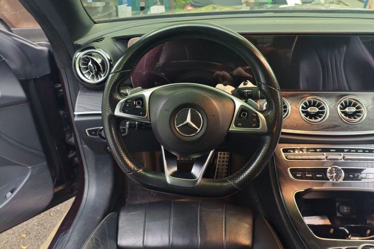 Used Mercedes-Benz E-Class 2017 E 200 Coupe Steering Wheel
