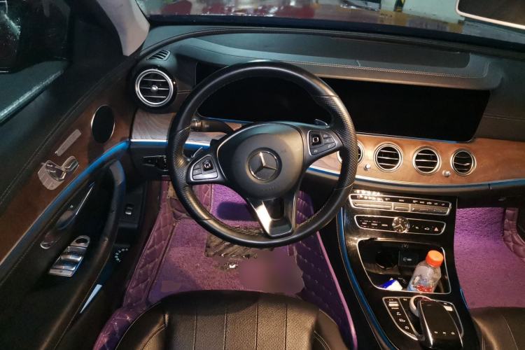 Used Mercedes-Benz E-Class 2017 E 300 L Luxury Model Steering Wheel