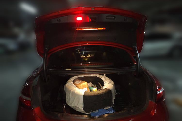 Used Mercedes-Benz E-Class 2017 E 200 Coupe Trunk