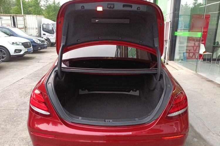 Used Mercedes-Benz E-Class 2017 E 200 Sport Trunk