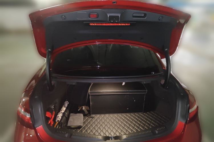 Used Mercedes-Benz E-Class 2017 E 200 Coupe Trunk