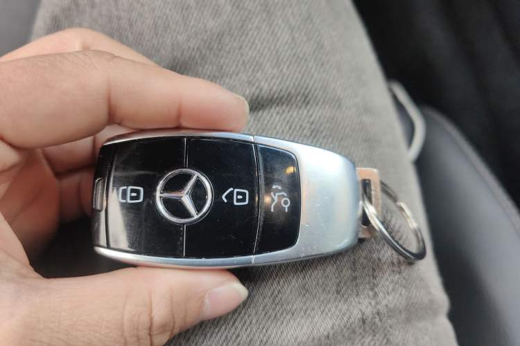 Used Mercedes-Benz E-Class 2017 E 200 4MATIC Coupe Vehicle Key