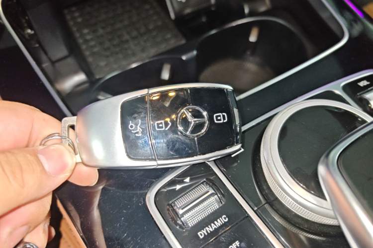 Used Mercedes-Benz E-Class 2017 E 300 Sport Edition Vehicle Key