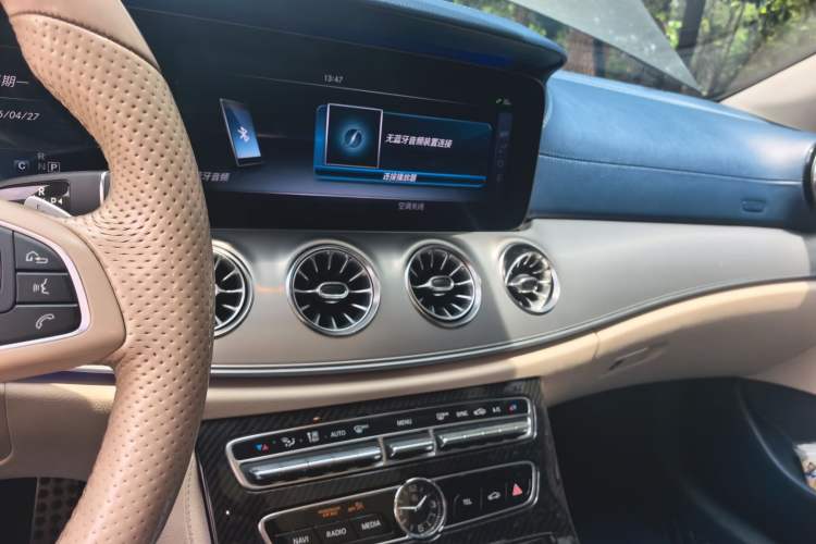 Used Mercedes-Benz E-Class 2017 E 300 Coupe Audio And AC Panel