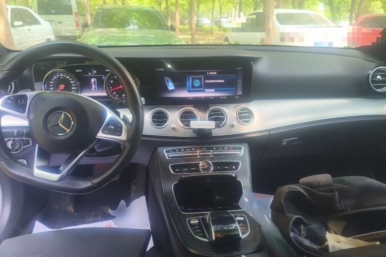 Used Mercedes-Benz E-Class 2017 E 200 Sport Center Console