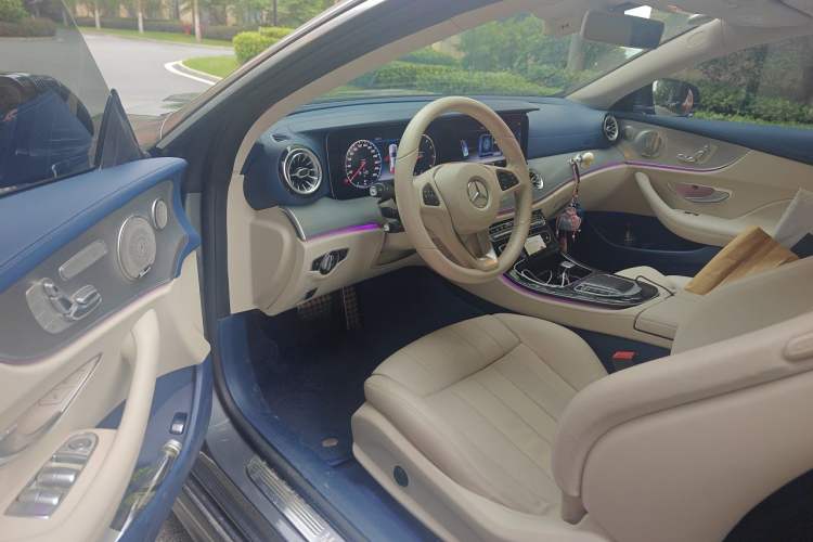 Used Mercedes-Benz E-Class 2017 E 200 4MATIC Coupe Driver Seat