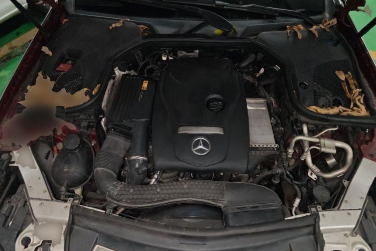 Used Mercedes-Benz E-Class 2017 E 200 Coupe Engine Bay