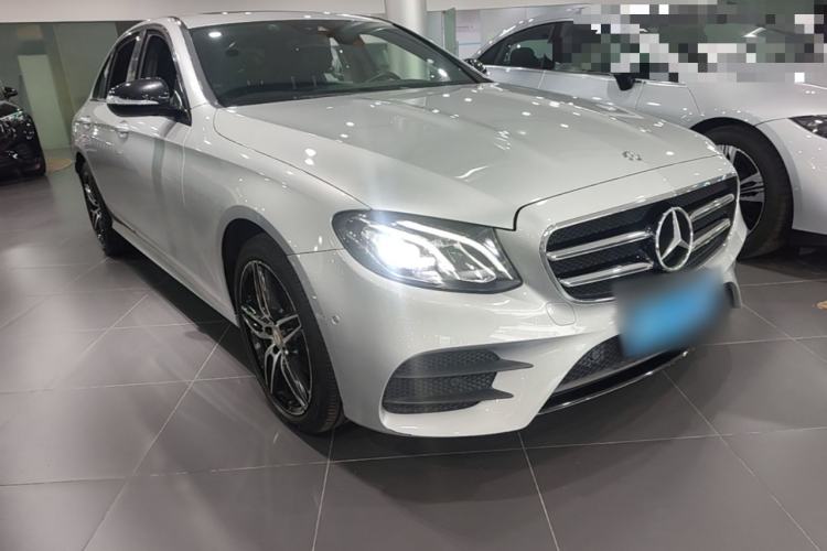Used Mercedes-Benz E-Class 2017 E 200 Sport 4MATIC Front Right 45 Deg