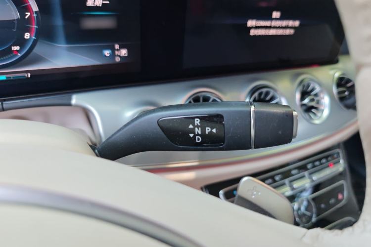 Used Mercedes-Benz E-Class 2017 E 200 Coupe Gear Lever