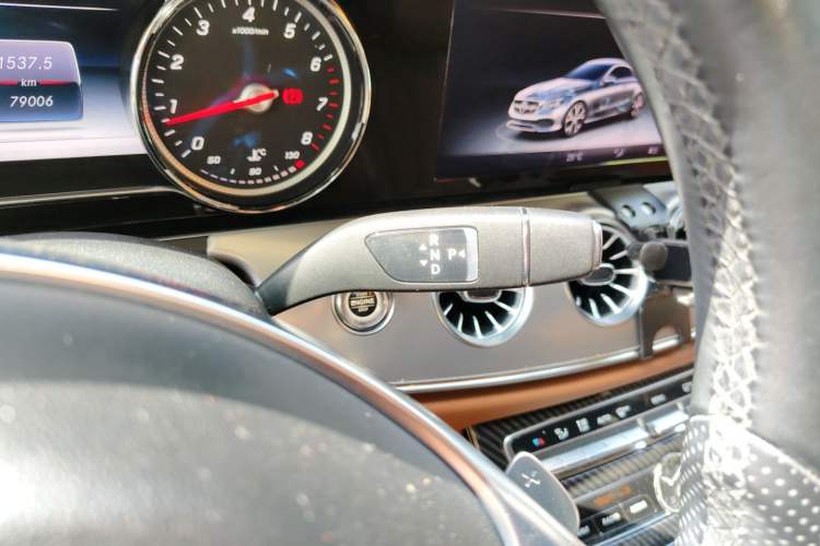 Used Mercedes-Benz E-Class 2017 E 200 Coupe Gear Lever