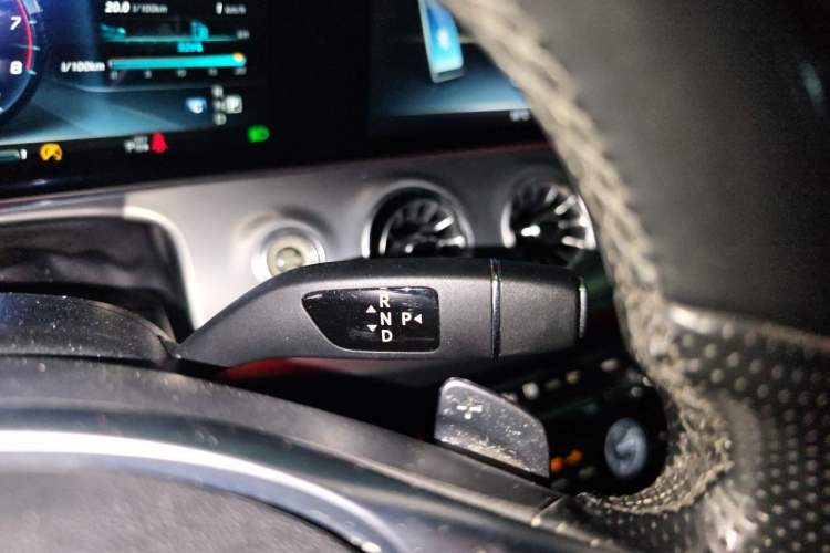 Used Mercedes-Benz E-Class 2017 E 200 Coupe Gear Lever