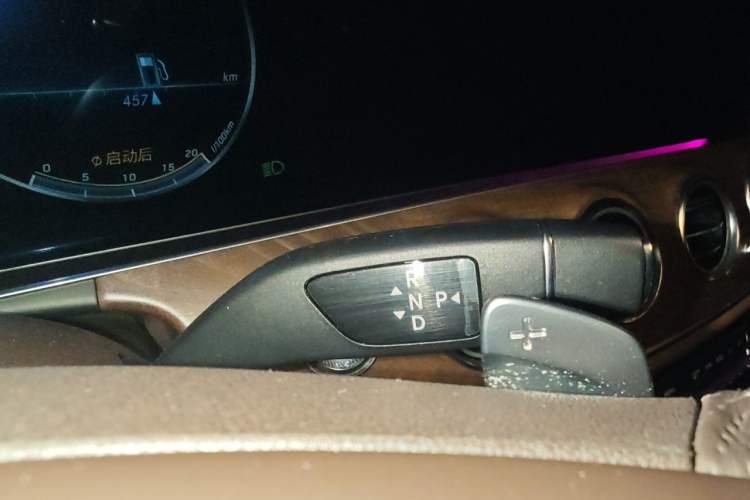 Used Mercedes-Benz E-Class 2017 E 300 L Luxury Model Gear Lever