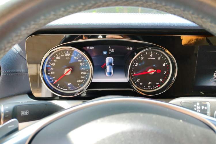 Used Mercedes-Benz E-Class 2017 E 200 Coupe Instrument Cluster