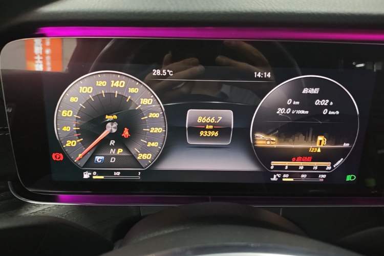 Used Mercedes-Benz E-Class 2017 E 300 L Sporty and Stylish Model Instrument Cluster