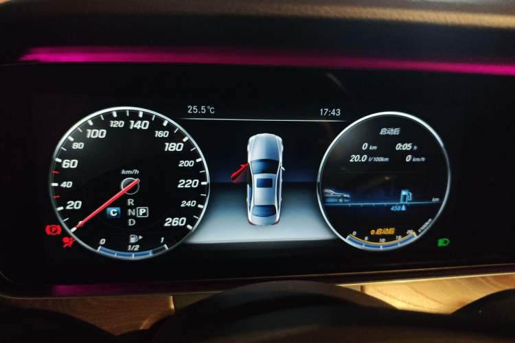 Used Mercedes-Benz E-Class 2017 E 300 L Luxury Model Instrument Cluster