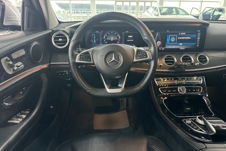 Used Mercedes-Benz E-Class 2017 E 300 L Sporty and Stylish Model Interior 6