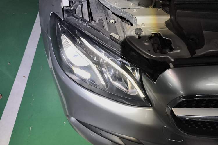 Used Mercedes-Benz E-Class 2017 E 200 Coupe Right Front Headlight